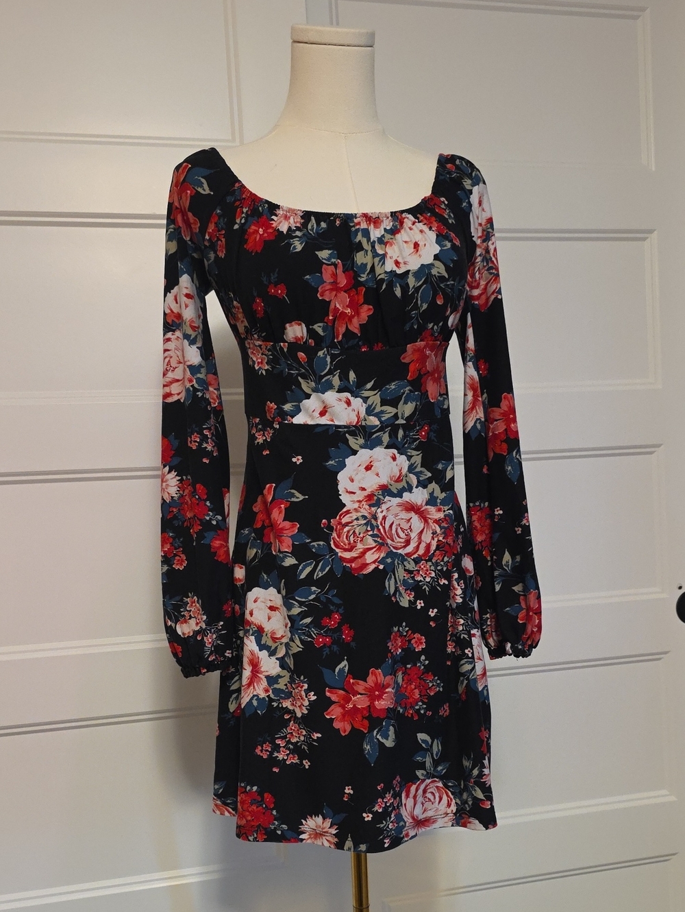 Derek Heart Navy Floral Long-Sleeve Square Neck Dress